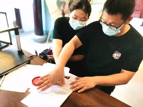 我們結(jié)婚啦 蘇州耦園迎來(lái)首批領(lǐng)證新人