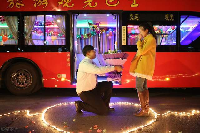 婚戀問(wèn)題指南 介紹對(duì)象售后服務(wù),紅娘成了情感沖突的發(fā)泄對(duì)象